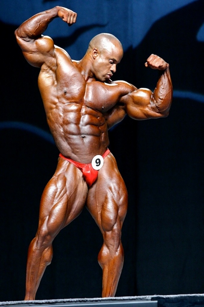 Victor Martinez - Bodybuilder Profile